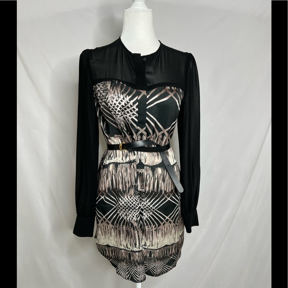 Ted Baker black and white Poroti printed button up tunic size 2 equal to a 6 US.